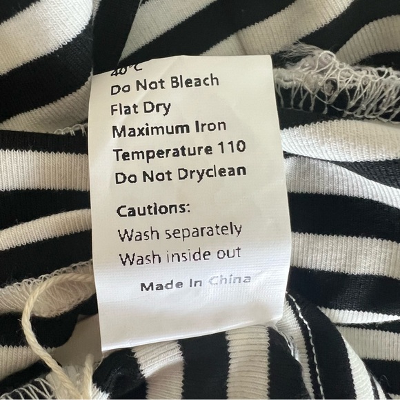 Commense Off Shoulder Overfold Stripe Long Sleeve Knit Top medium - Picture 7 of 7